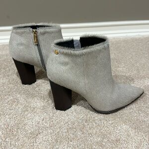 ANDREA CARRANO Booties. Pony Hair with side-zip. Stacked 4" heel.